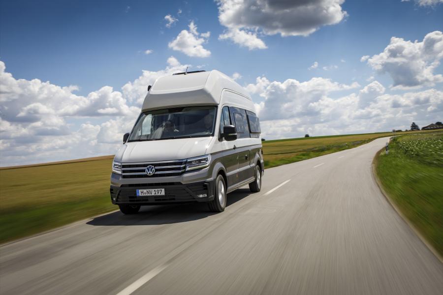  Volkswagen Grand California 600 2018 года  (WW) (фото 2 из 45)